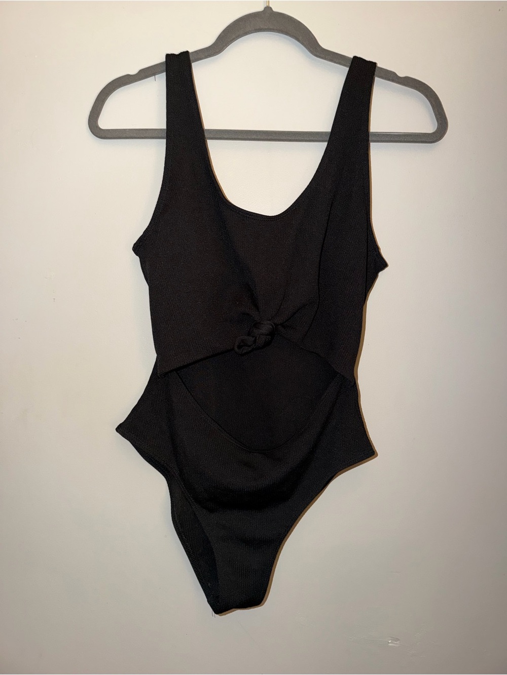 Zaful One-Piece Swimsuit with Front Knot